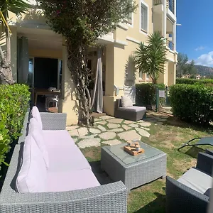 Grand T2 Jardin Cloture Et Terrasse Couverte , Cap Esterel Pierre Et ,piscine Chauffee Des Le 05 Avril Au 02 Novembre Saint-Raphaël